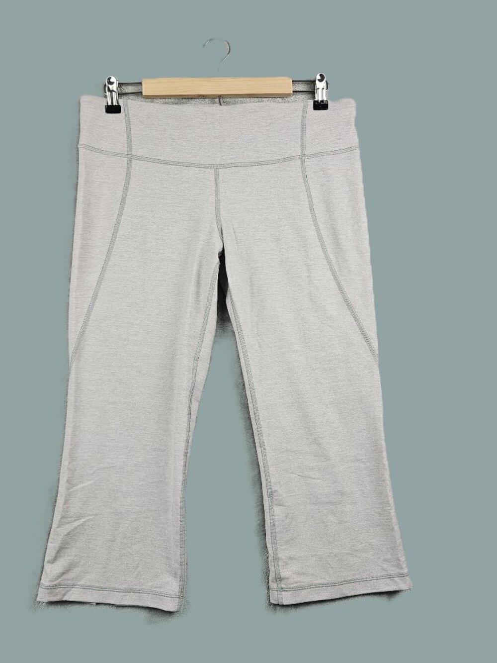 Lululemon Groove High Rise Notched Hem Crop Space Dye Grey 12